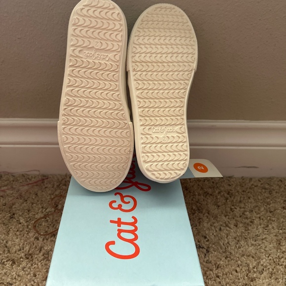 Cat & Jack Sariah Brown Slip-On Sneakers – Girls Size 2 - Picture 2 of 3